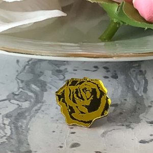 Small English Rose Brooch– Yellow & Black by Mojiana